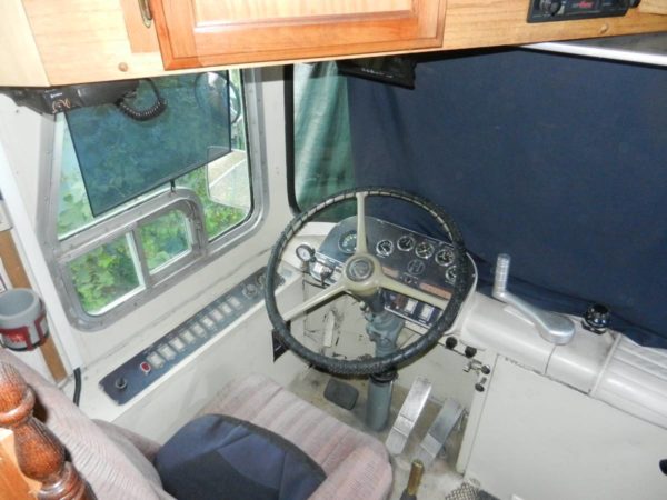 Real Bus Conversion RV - Image 3