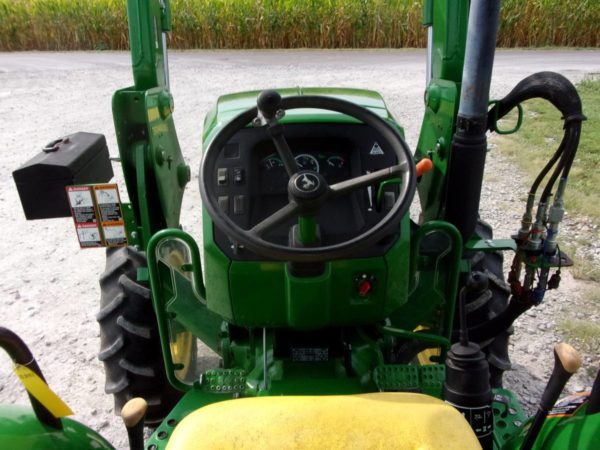 John Deere 5045E 4wd Tractor w/ Loader - Image 2