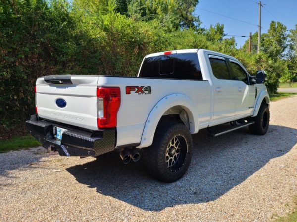 2017 Ford F250 Lariat - Image 4