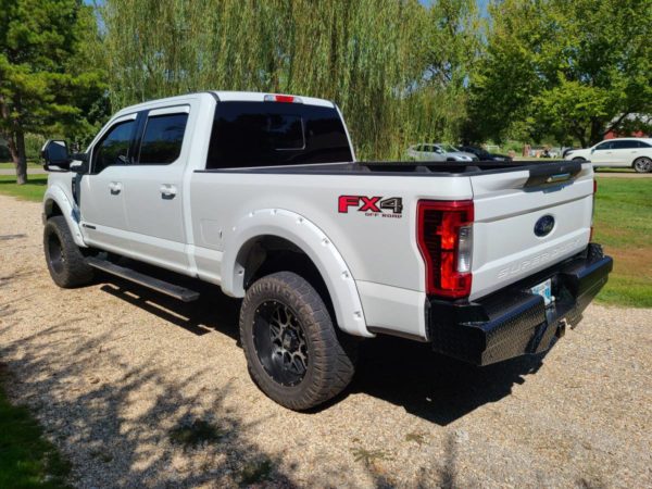 2017 Ford F250 Lariat - Image 8