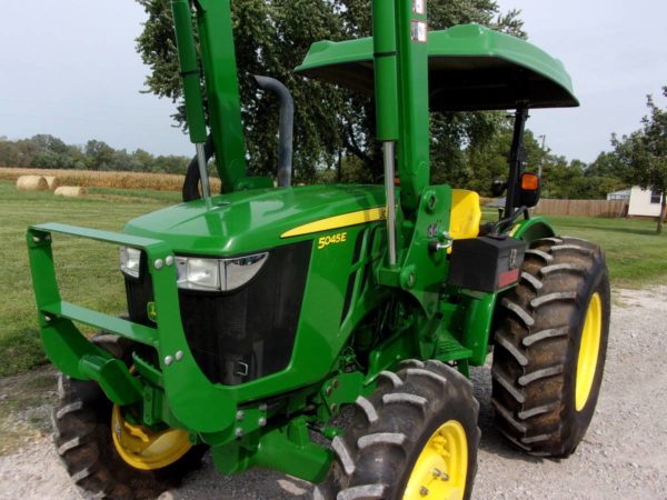 John Deere 5045E 4wd Tractor w/ Loader - Image 5