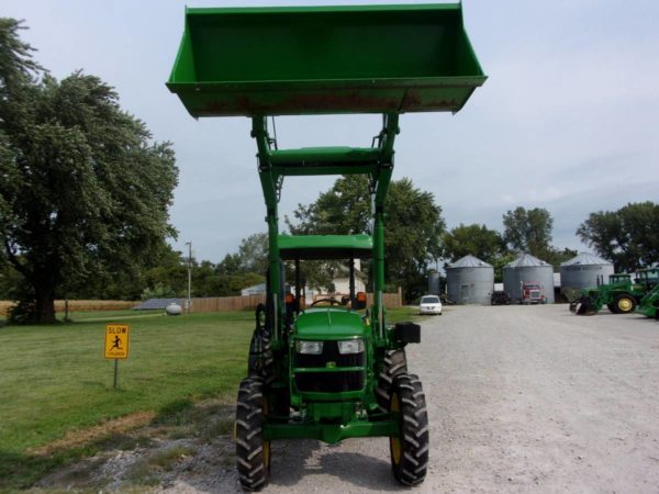 John Deere 5045E 4wd Tractor w/ Loader - Image 6