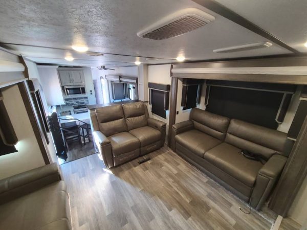 2020 Keystone MONTANA HIGH COUNTRY 377FL - Image 31