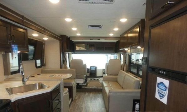 2020 THOR MOTOR COACH A.C.E. 27.2 - Image 14