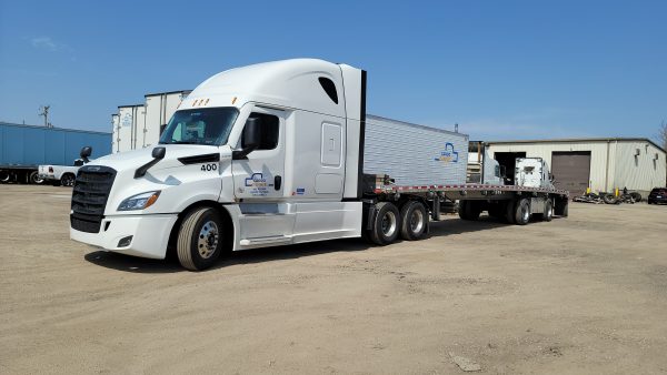 2022 Freightliner Cascadia 126 Semi Truck Sleeper & 53 Flatbed Trailer - Image 4