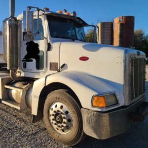 2006 PETERBILT 385