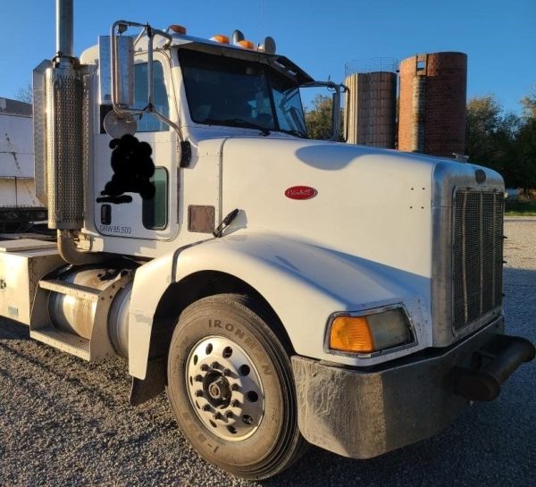 2006 PETERBILT 385
