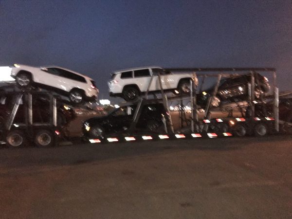 2009 Peterbilt 388 10 Car Carrier - Image 7