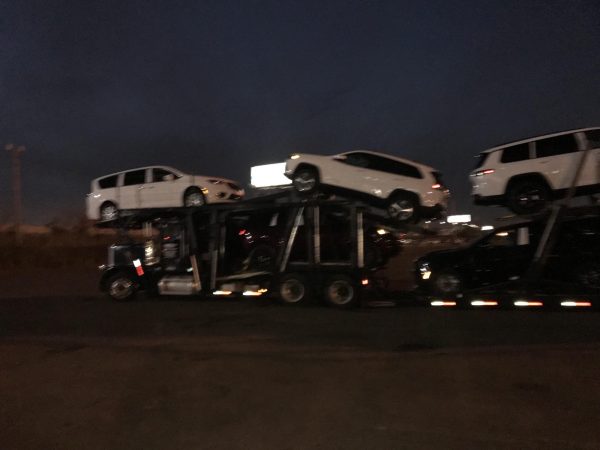 2009 Peterbilt 388 10 Car Carrier - Image 8