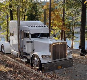 2021 Peterbilt 389