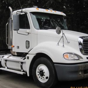 2004 FREIGHTLINER COLUMBIA 120