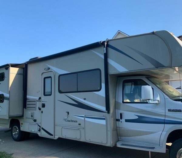 2016 COACHMEN LEPRECHAUN 320BH