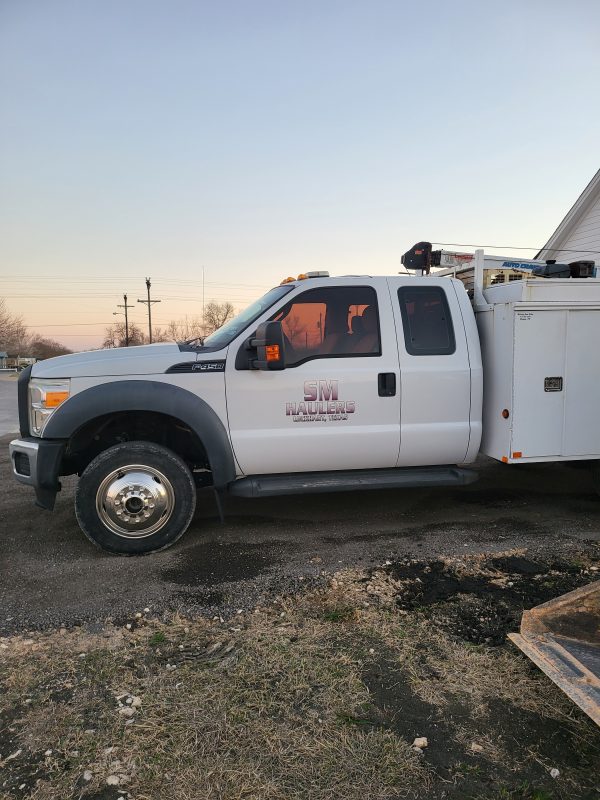 2013 Ford F450 - Image 4