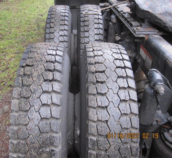 2004 FREIGHTLINER COLUMBIA 120 - Image 4