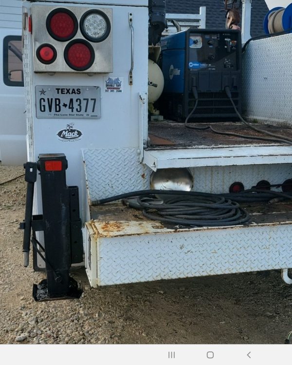 2013 Ford F450 - Image 22