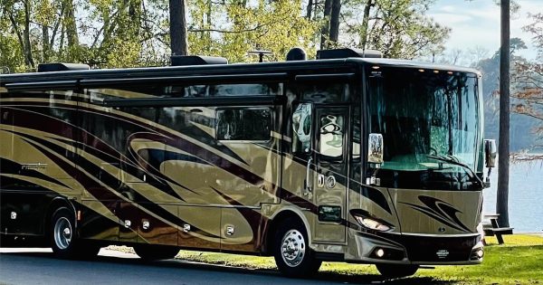 2018 TIFFIN PHAETON 40AH