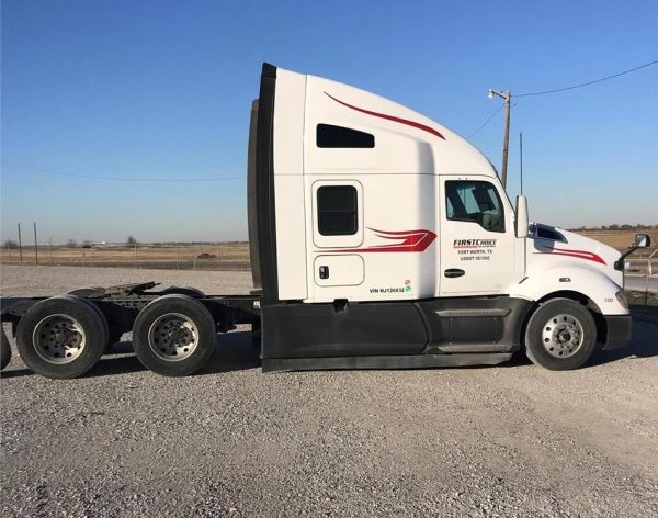 2017 KENWORTH T680 - Image 2