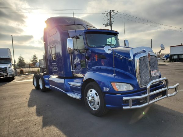2011 Kenworth T660 - Image 8