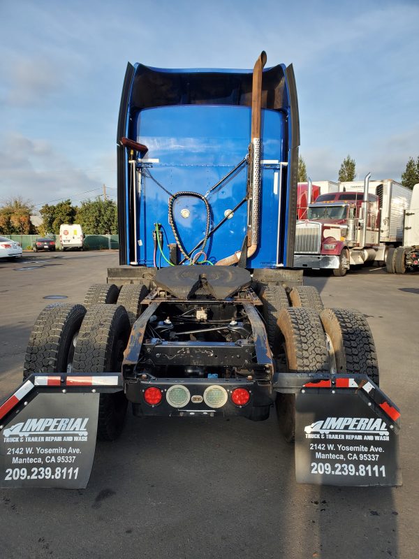 2011 Kenworth T660 - Image 9