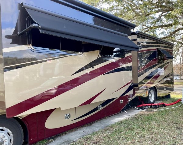 2018 TIFFIN PHAETON 40AH - Image 4