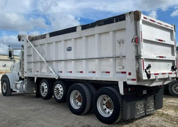 2013 PETERBILT 367 - Image 5