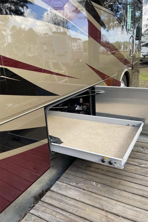 2018 TIFFIN PHAETON 40AH - Image 6