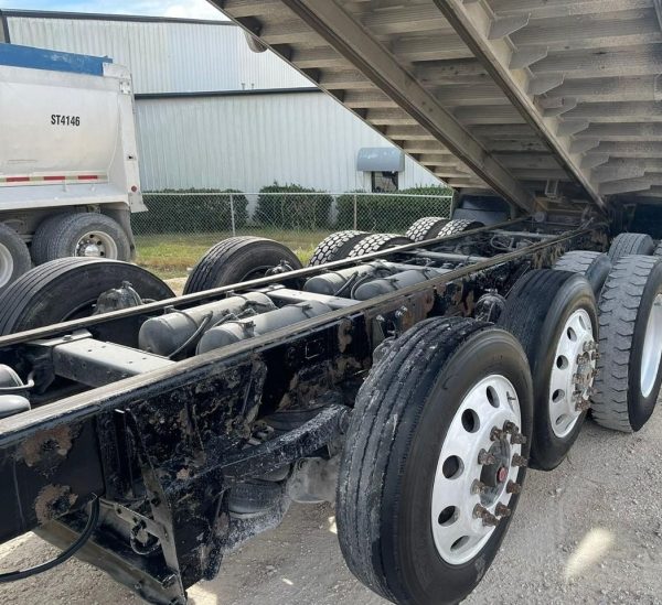 2013 PETERBILT 367 - Image 7