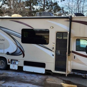 2017 THOR MOTOR COACH QUANTUM PD31