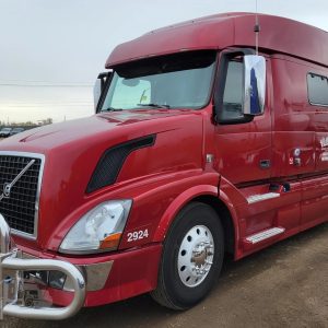 2015 VOLVO VNL64T730