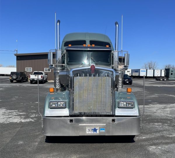 2018 KENWORTH W900L - Image 3