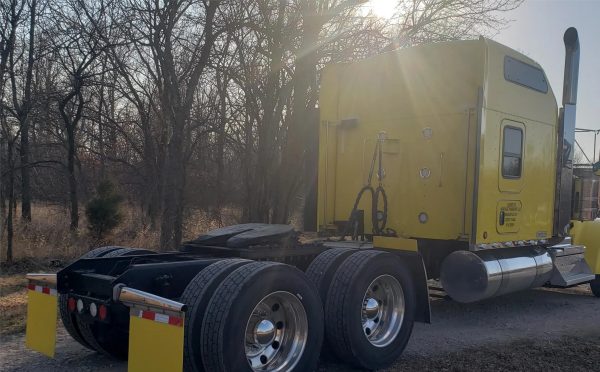 2019 KENWORTH W900L - Image 6