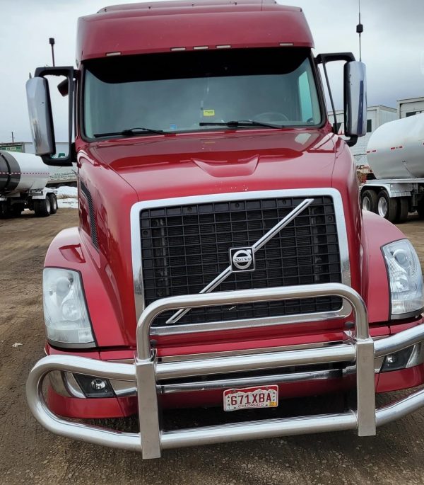 2015 VOLVO VNL64T730 - Image 7
