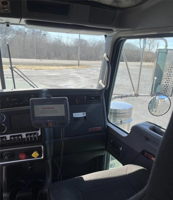 2018 KENWORTH W900L - Image 7