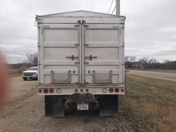 2002 Peterbilt & 2011 Air Ride Pup Trailer - Image 10