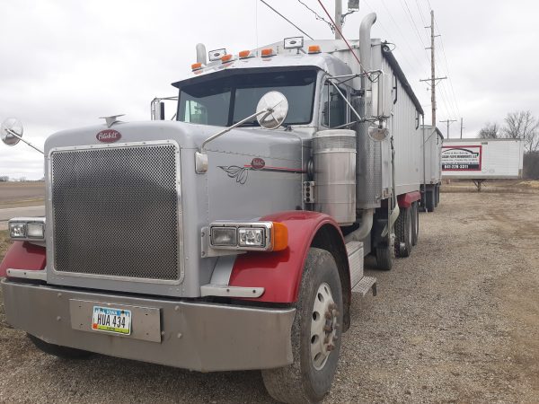 2002 Peterbilt & 2011 Air Ride Pup Trailer - Image 3
