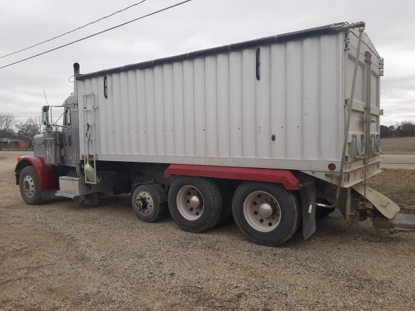 2002 Peterbilt & 2011 Air Ride Pup Trailer - Image 9