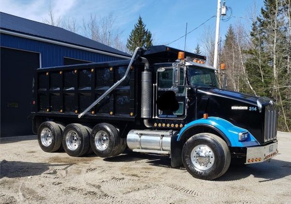 2006 Kenworth T800 Dump Truck