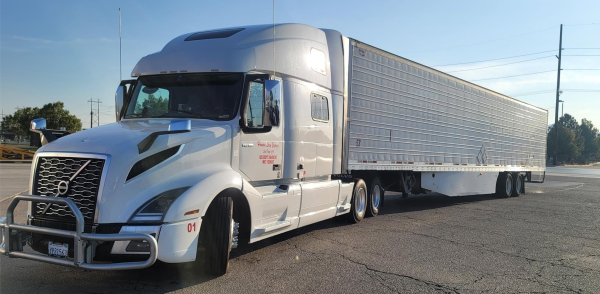 2019 Volvo VNL64T860 - Image 2
