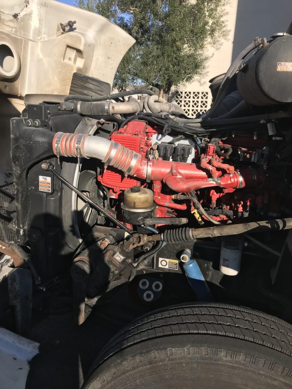 2010 Peterbilt 387 - Image 3