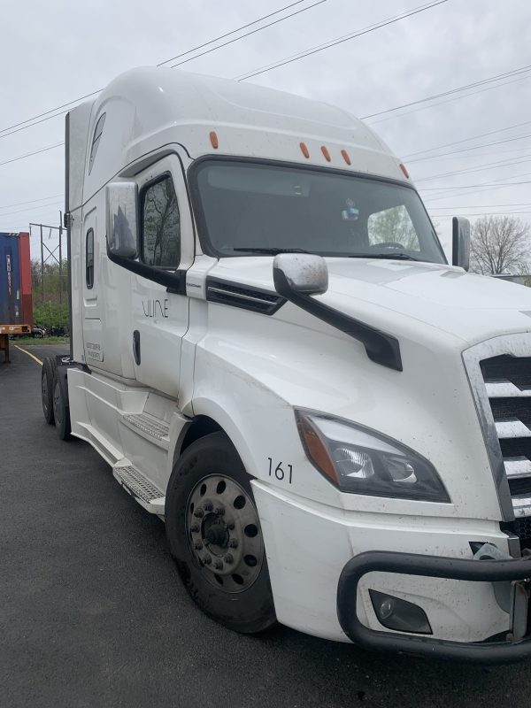 2019 Freightliner Cascadia 126 - Image 7