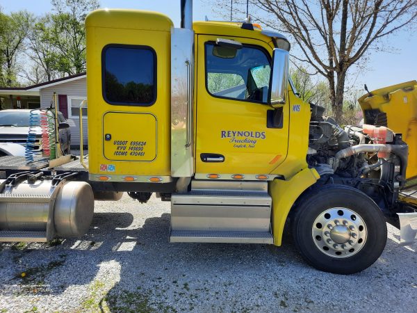 2019 Peterbilt 579
