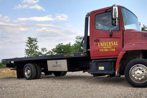 2008 Hino 268 - Image 2
