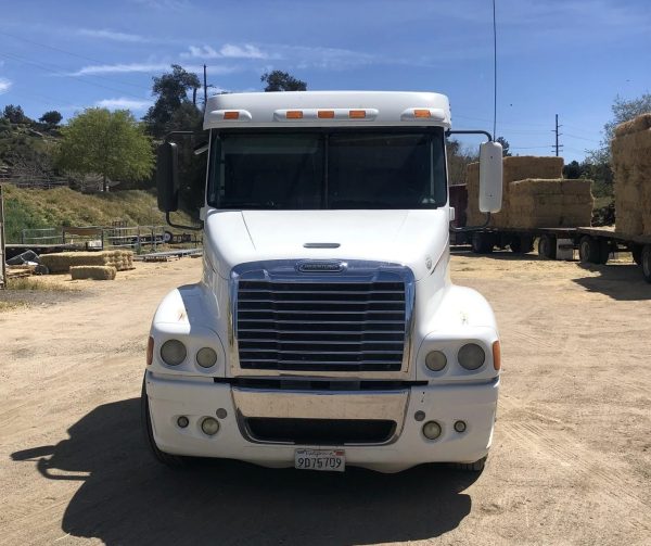 2009 Freightliner Century 120 - Image 3