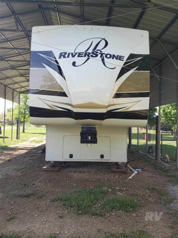 2019 FOREST RIVER RIVERSTONE 39RKFB - Image 3