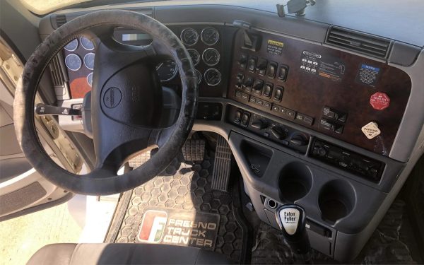 2009 Freightliner Century 120 - Image 5