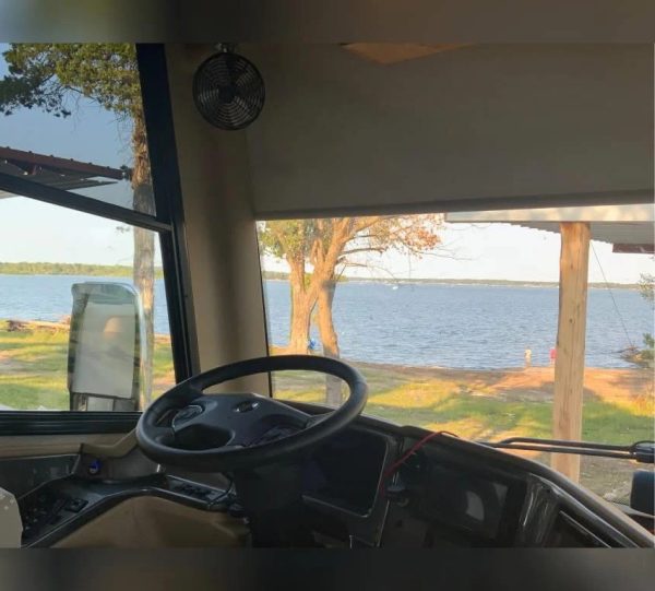 2021 TIFFIN PHAETON 40IH - Image 9