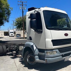 2010 Peterbilt 220