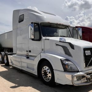 2016 Volvo VNL42T670