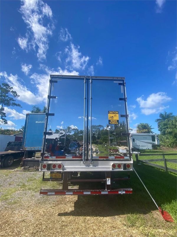 2017 International Lonestar & 2017 Vanguard Reefer Trailer - Image 28