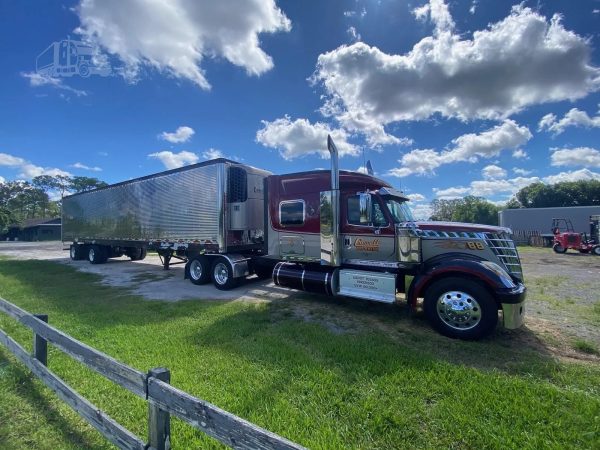 2017 International Lonestar & 2017 Vanguard Reefer Trailer - Image 5